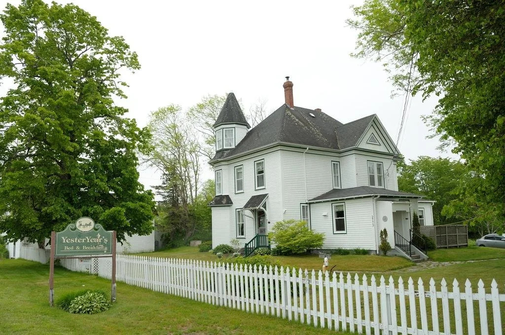 YesterYears Bed & Breakfast