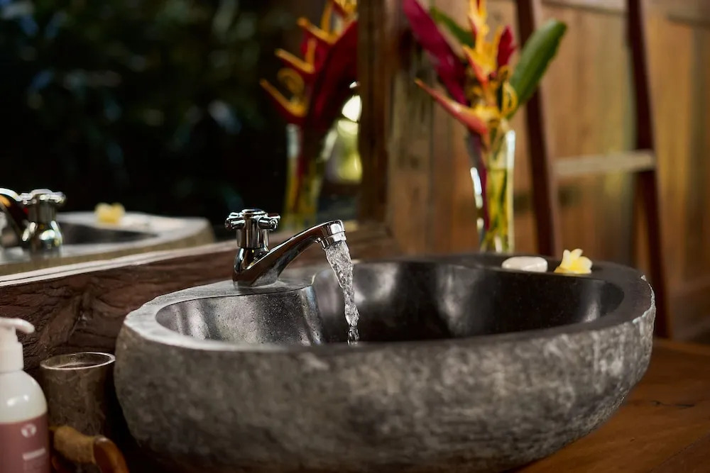 Kawan Antique Ubud Villa