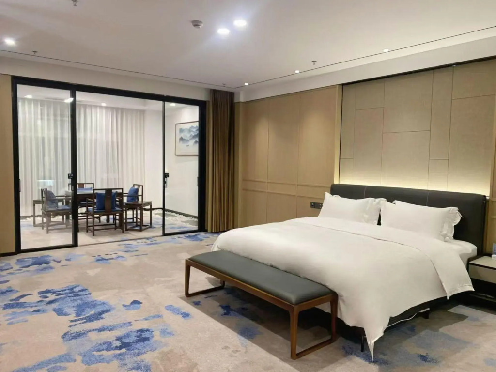 Qilin Hotel