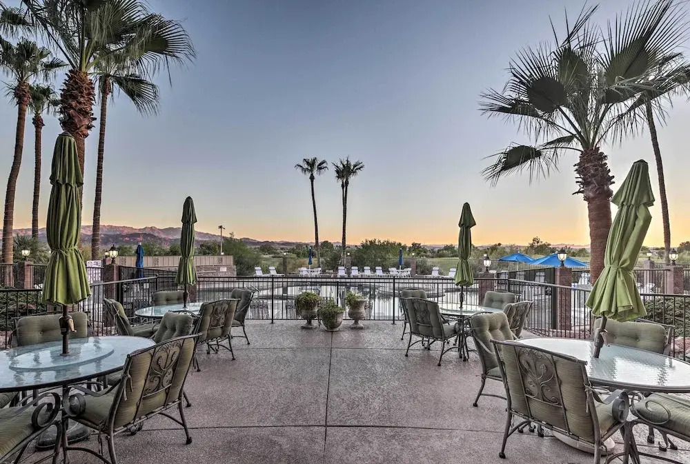 Lake Havasu Getaway w/ Golf Course & Lake Views!