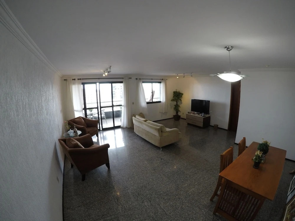 Apartamento amplo no coração da Aldeota