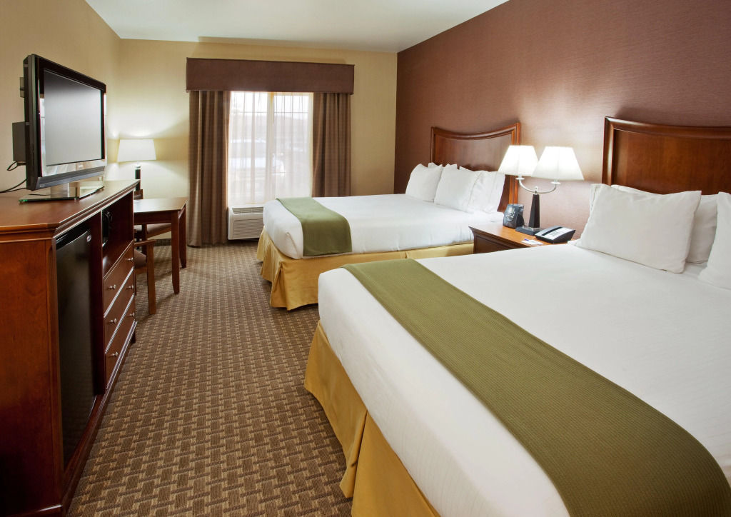 Holiday Inn Express Hotel & Suites Willows by IHG
