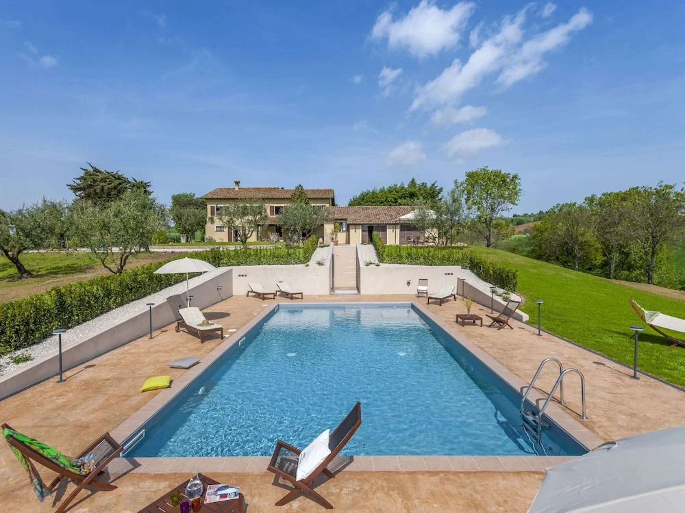 Beautiful Holiday Home With Covered Terrace