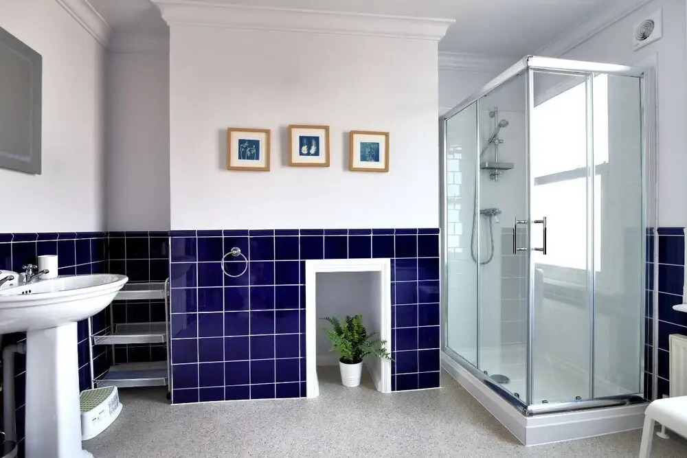 7 Seafield Road