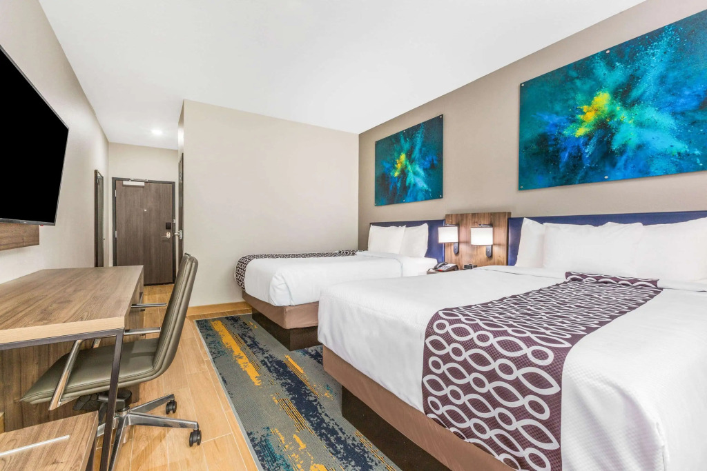 La Quinta Inn & Suites by Wyndham Galveston West Seawall