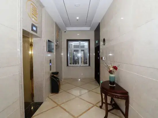 Qingxu Zhongtang Holiday Hotel