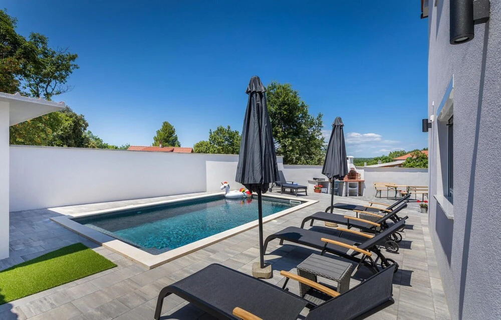 Beautiful Home in Peroj With Outdoor Swimming Pool, Wifi and 4 Bedrooms
