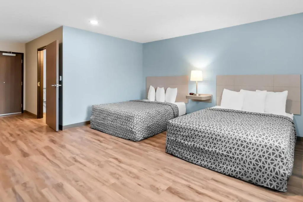 WoodSpring Suites Pensacola West