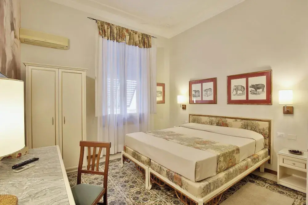 MADAMA GUEST HOUSE