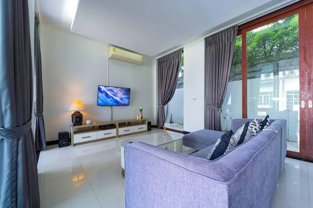 Beautiful 4-Bedroom Pool Villa - BL9