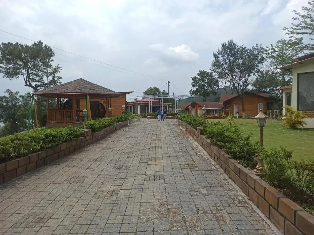 Ri Shat Sngi Orchid Resort By World Choice