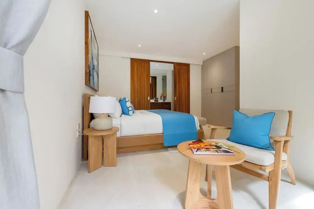Villa Aroka 4 Bed Sea View - KBR41