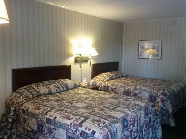 OYO Hotel Calhoun GA I-75 & US-41 Hwy