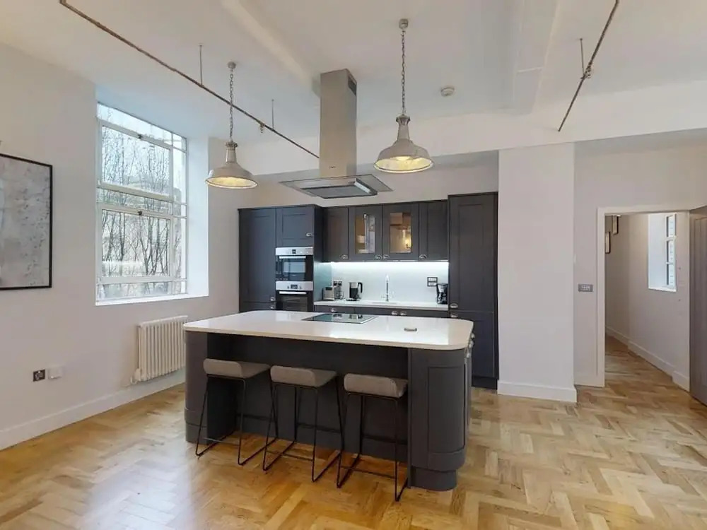 Ultra Luxurious 2 Bedroom
