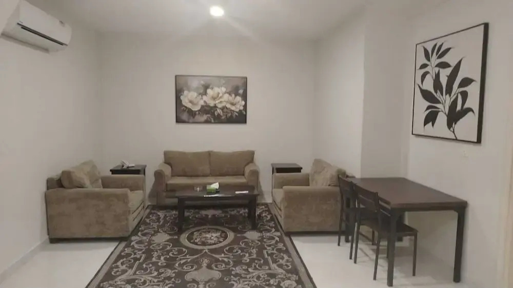 AlShowaish Apartments