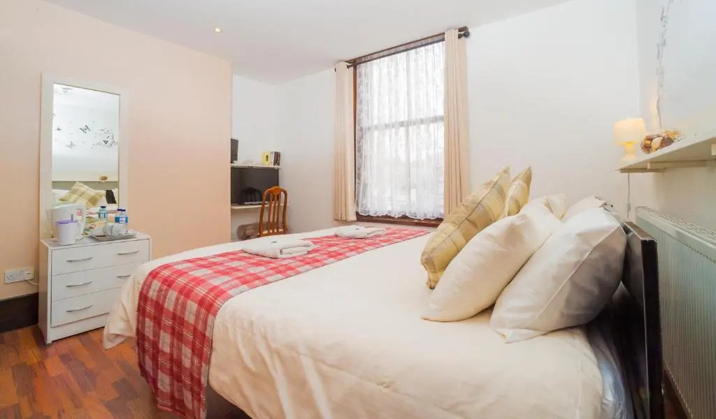 Breeze Guest House