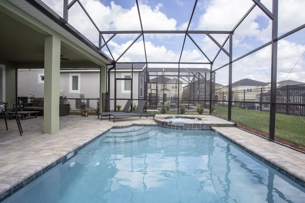 1861 Solara Resort 62099/62196