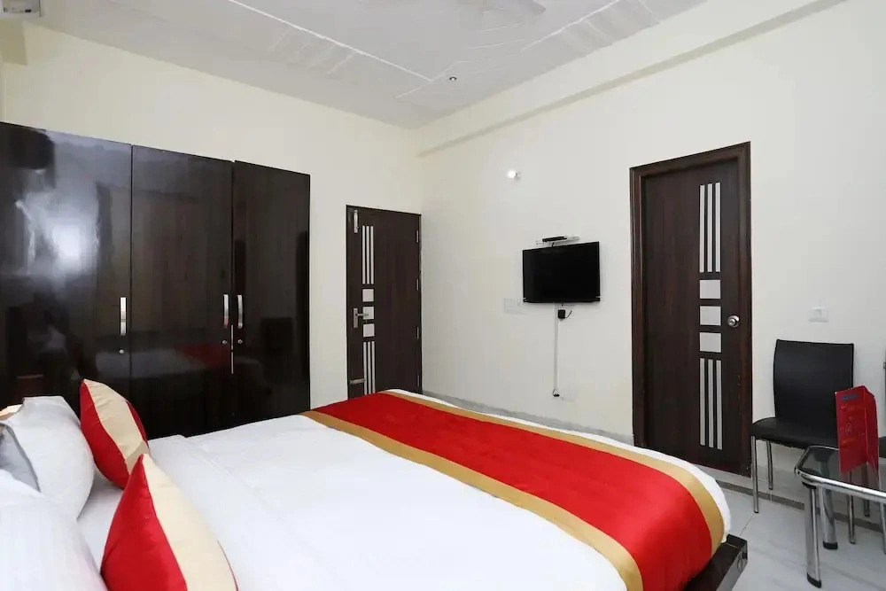 OYO 10928 101 Stays