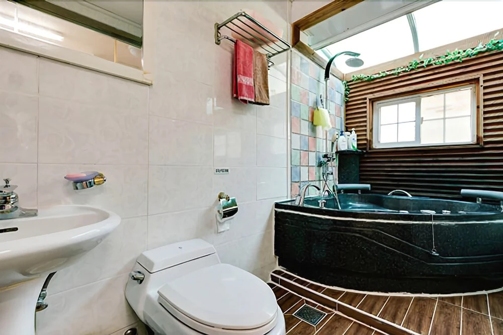 Yangyang Seorak Spa Herb Ville Pension
