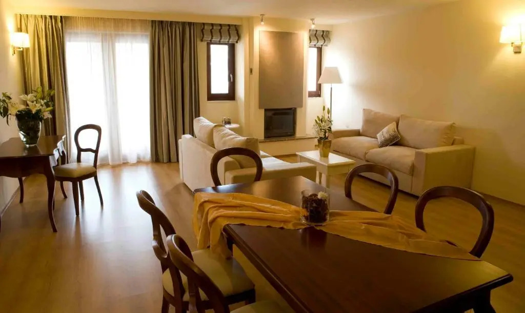 Valis Resort Hotel