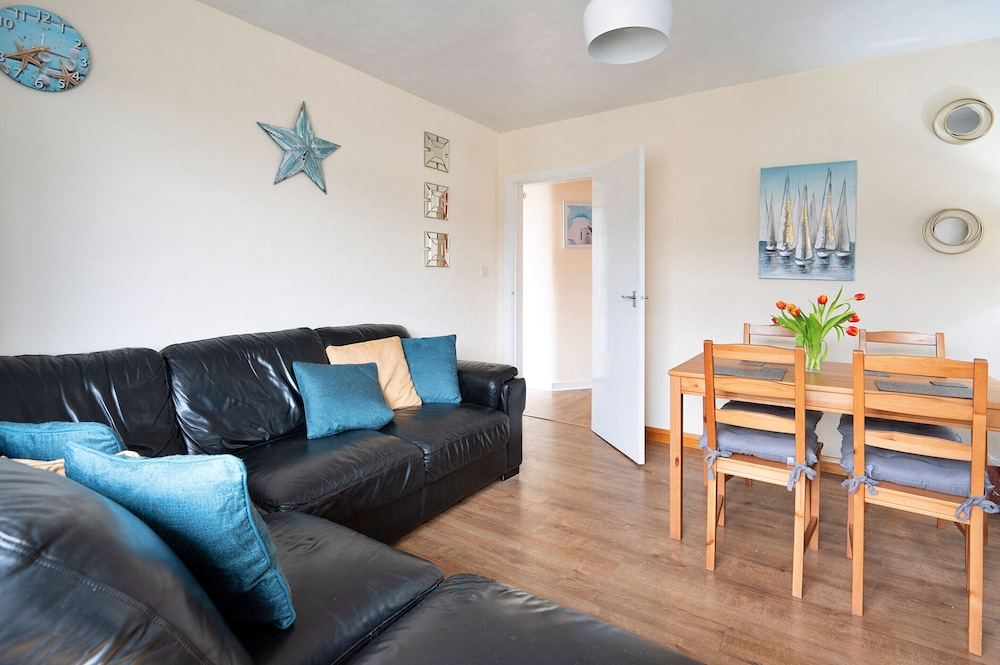 Seaside Getaway in Kinmel Bay, No Deposit