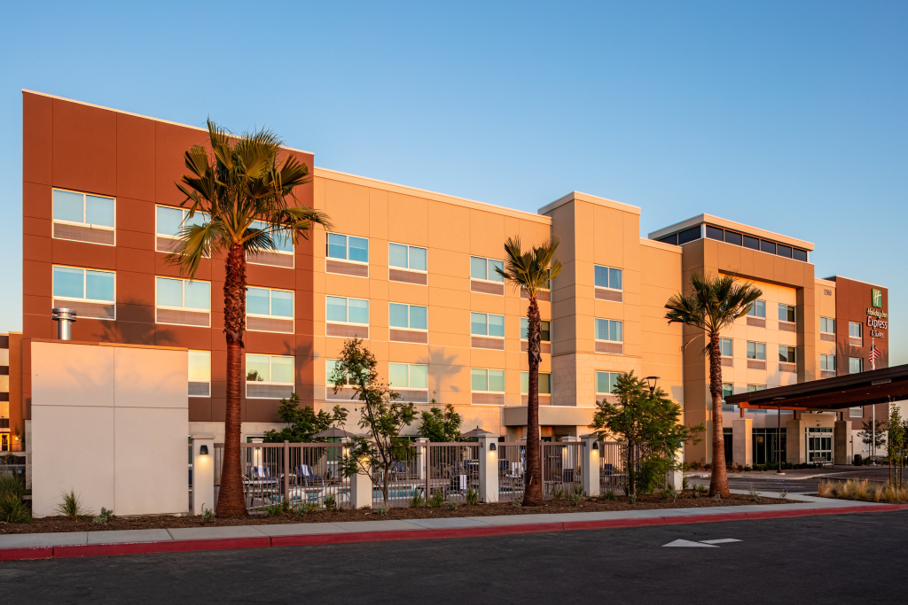 Holiday Inn Express & Suites - Moreno Valley - Riverside by IHG