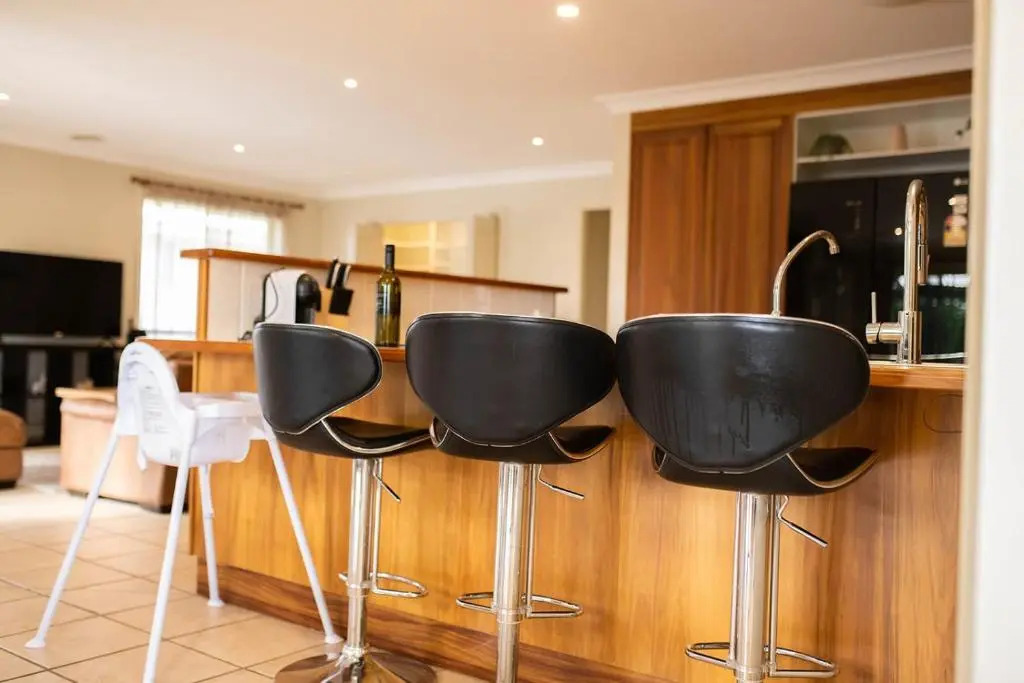 Goldfinch Way Stunning & Spacious Home Sleeps 11