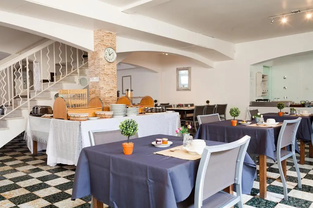 Le Petit Manoir Hotel Provence