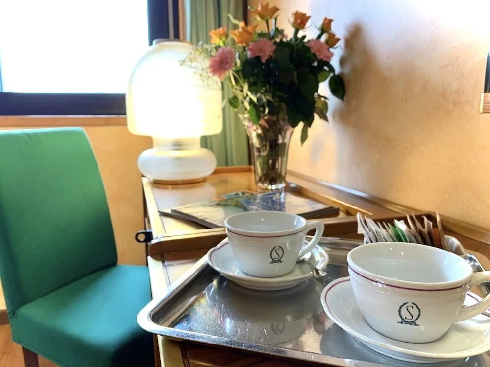 Hotel Ristorante SASSO