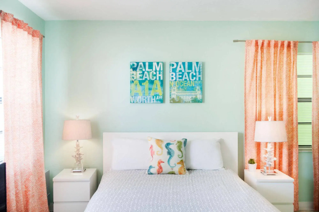 Sunset Inn & Cottages