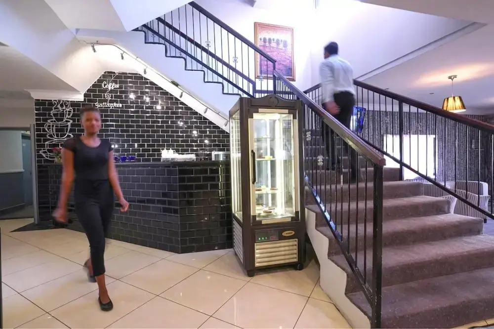 Inani Hotel Gallagher