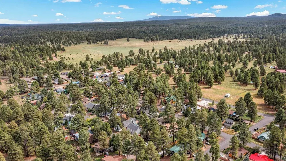 Kiowa Cabin Hideaway 6-guest Mins to Dwtn Trails