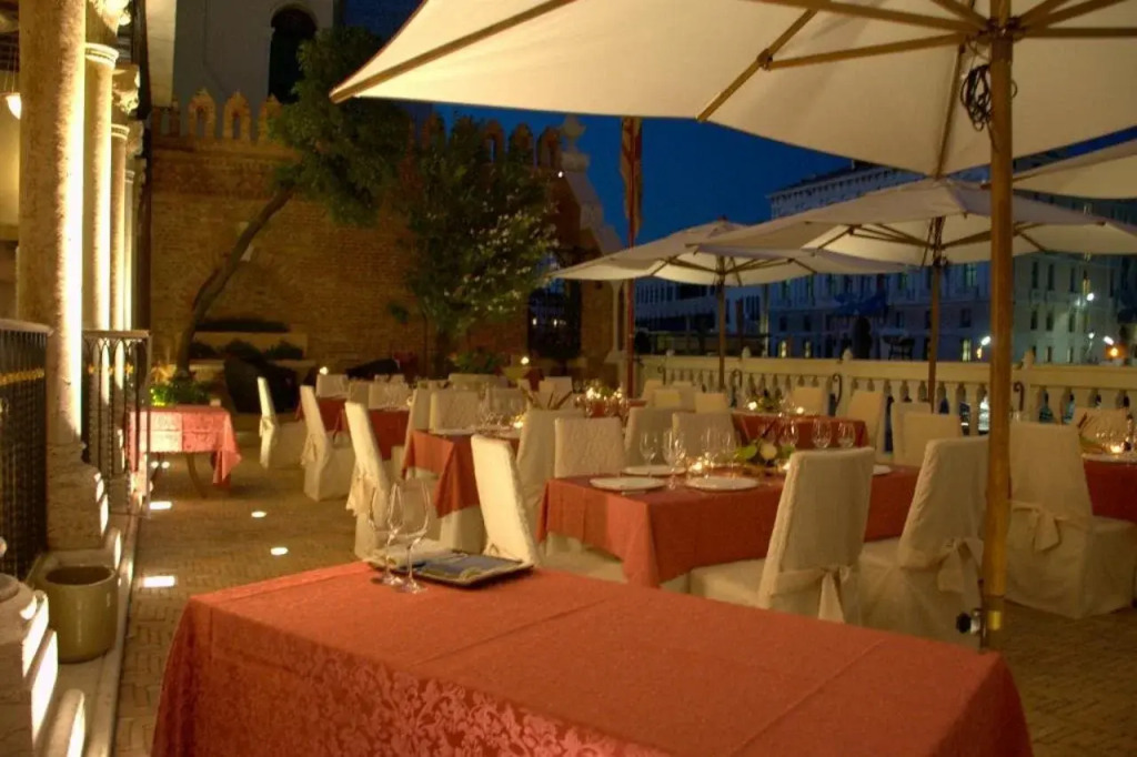 Hotel Palazzo Stern