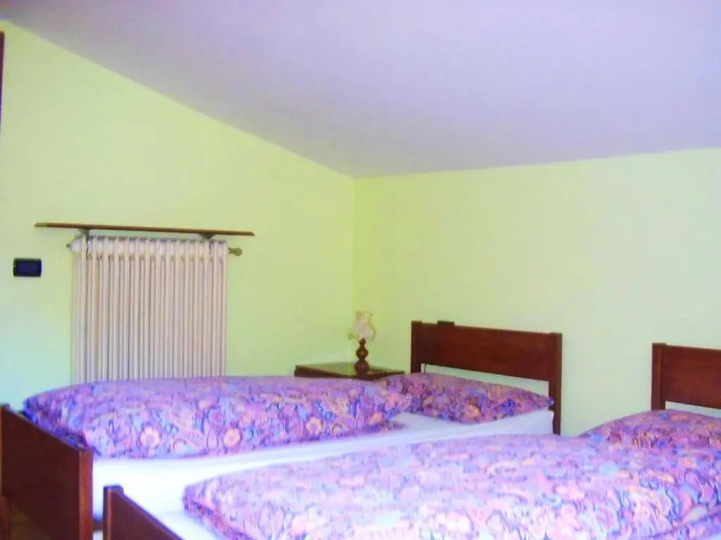 Apartment with 2 bedrooms in Prabione with wonderful mountain view furnished balcony and WiFi 8 km from the beach