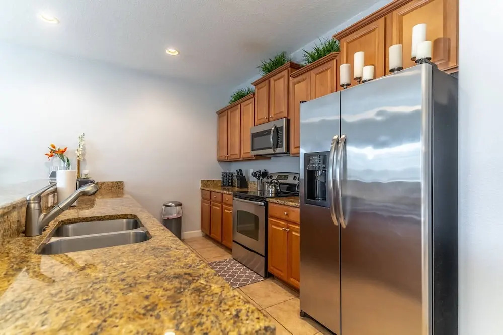 3083 Paradise Palms