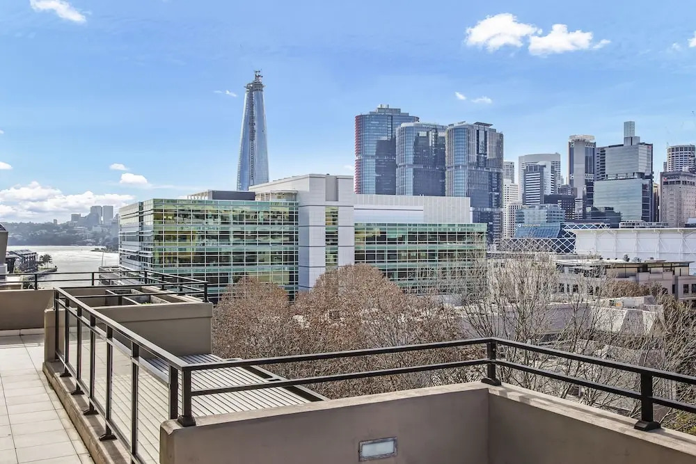 Pyrmont Harbour View Penthouse