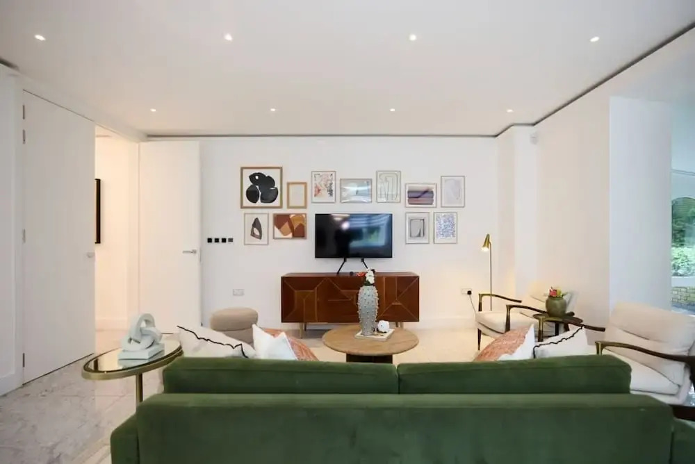 The Primrose Hill Place - Charming 4bdr Flat With Communal Garden