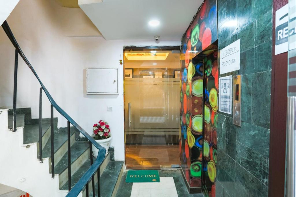 FabHotel Veetara