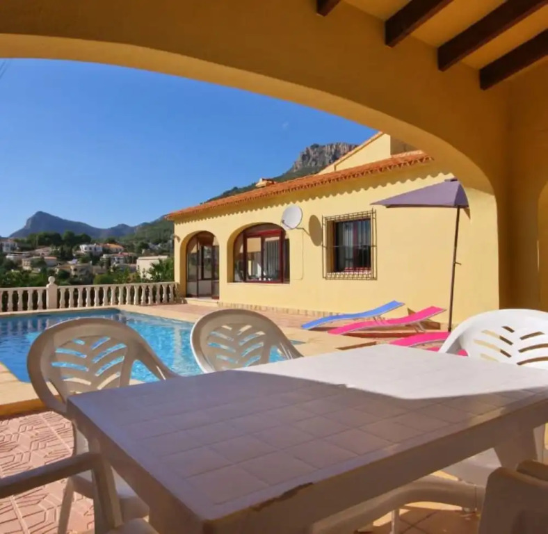 Villa - 3 Bedrooms with WiFi - 106444