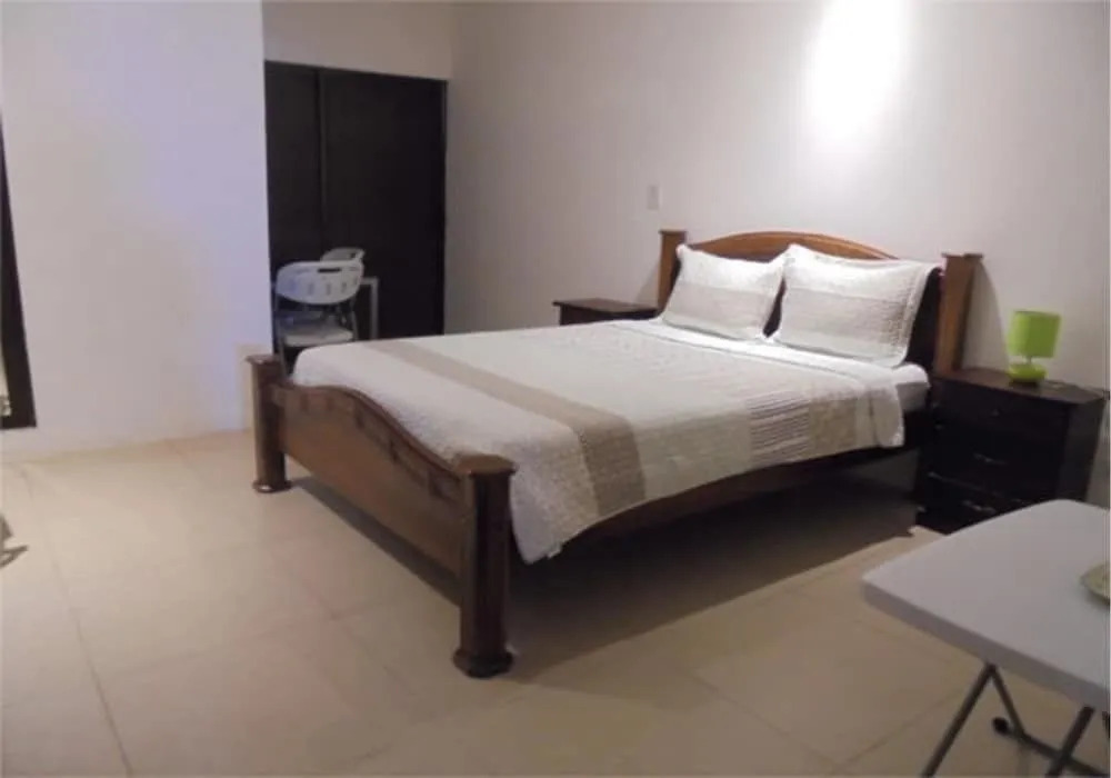 Hotel La Cueva