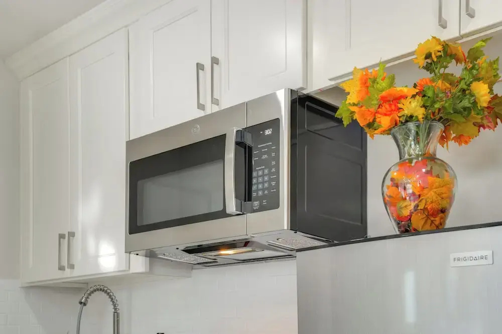 Great for Digital Nomads! Convenient Manteca Apt