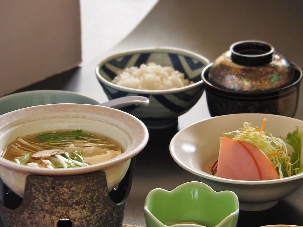 Chuo Hotel 中央ホテル
