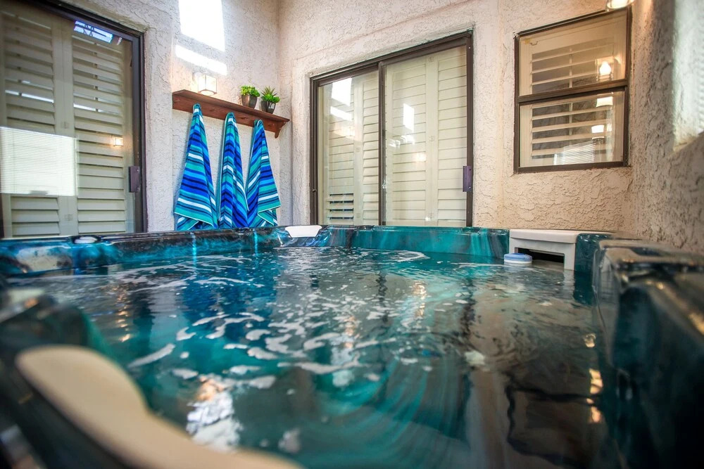 Luxury 6BR 10min to LV Strip Sleeps 20
