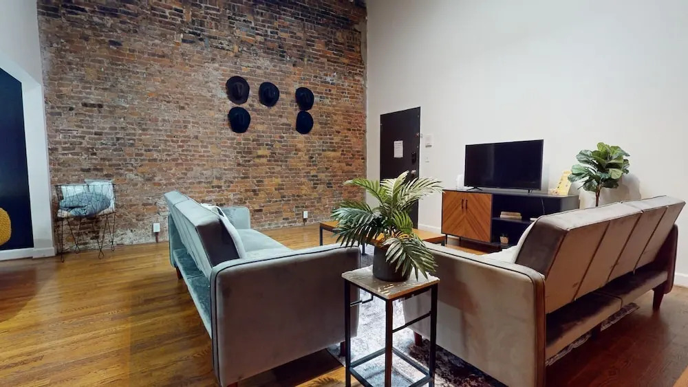 The Lofts at 107