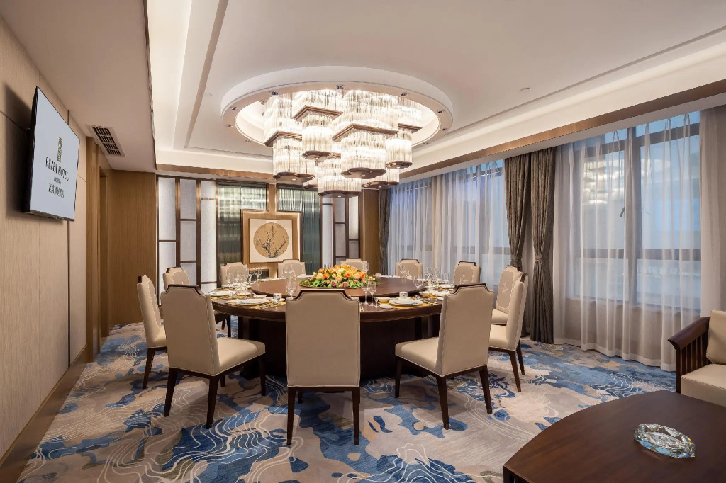 Rezen Hotel Yunyang Lanwan