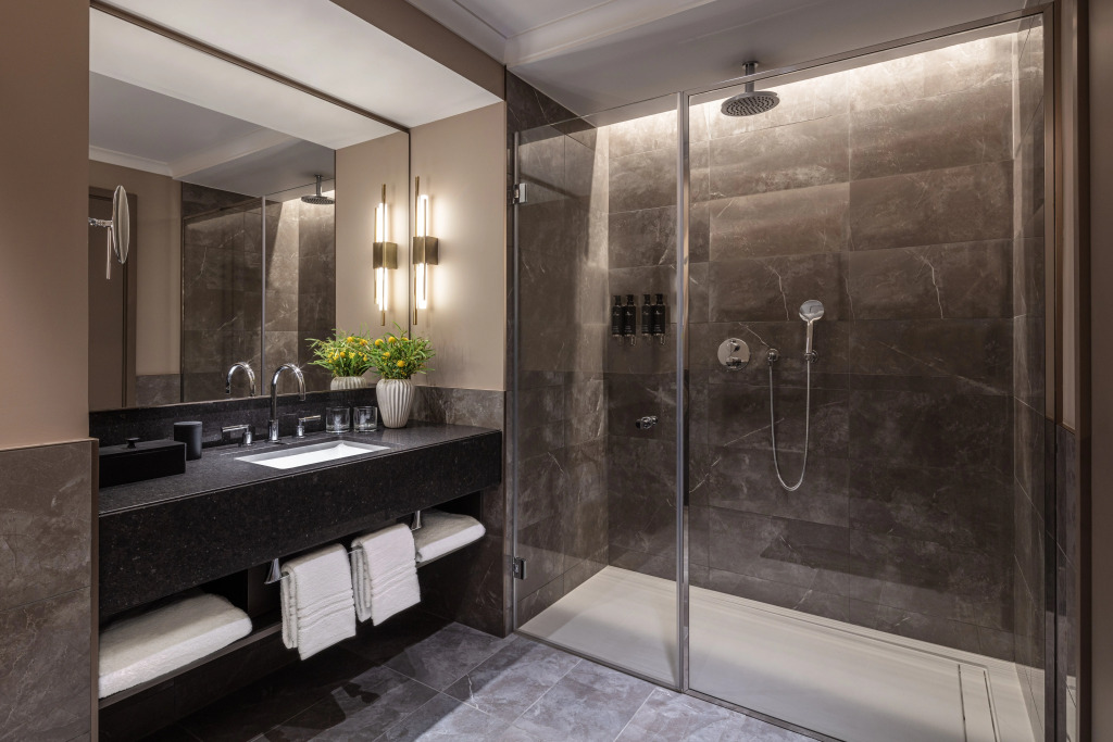 Anantara Plaza Nice Hotel - A Leading Hotel of the World