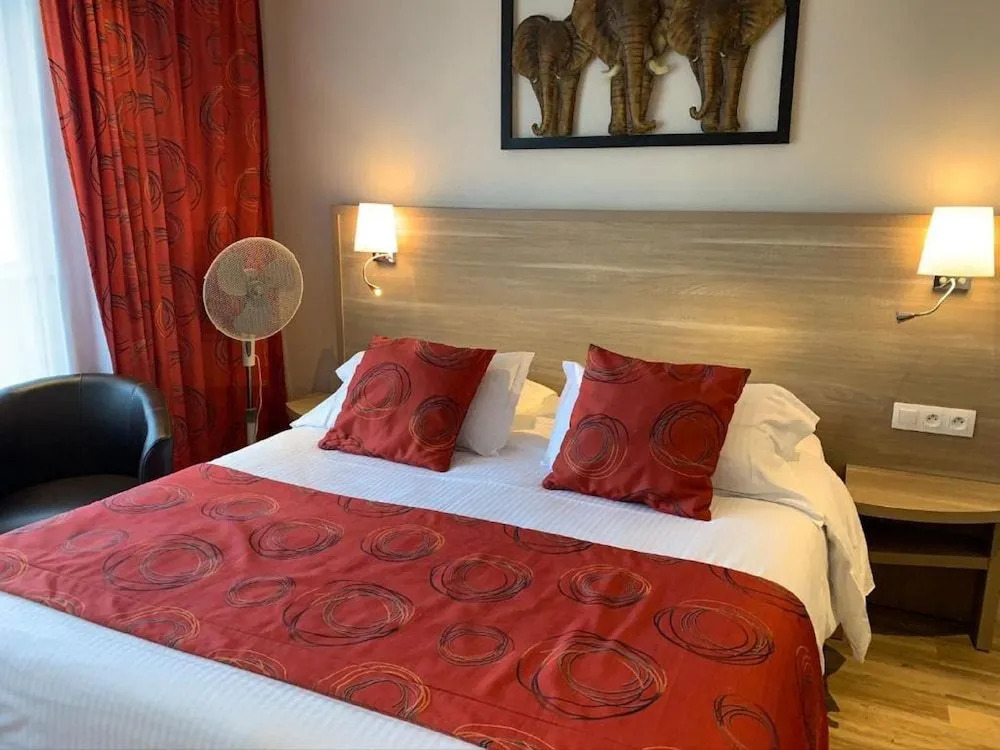 Contact hôtel - Hôtel Les Bleuets & SPA