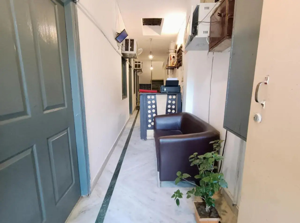 1 BR Homestay in Hauz Khas, Dehli (66AF), by GuestHouser