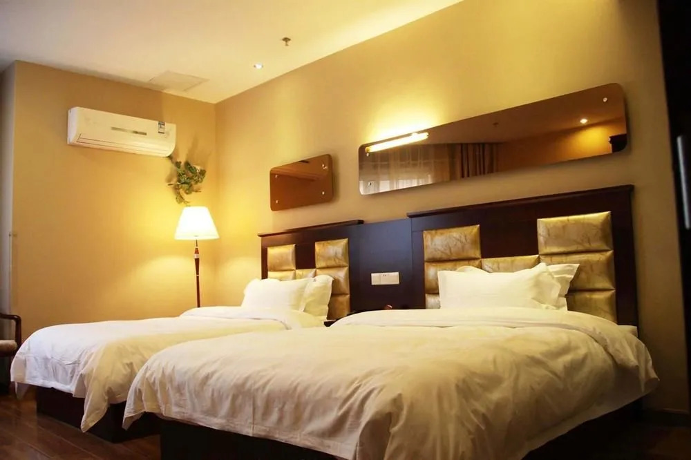 Karen Century Hotel (Mudu Ancient Town Lingyan Mountain Scenic Area Branch)