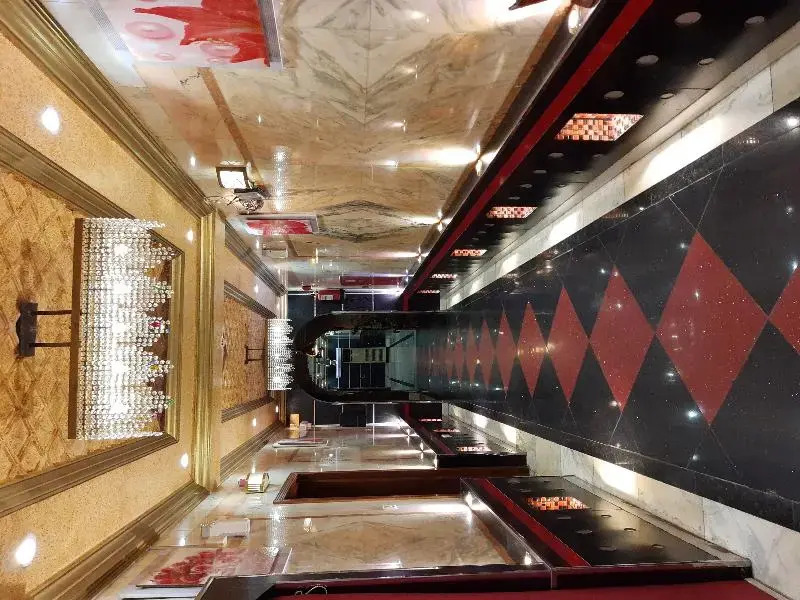 OYO 524 Zahrat Alwaziriya Furnished Apartments